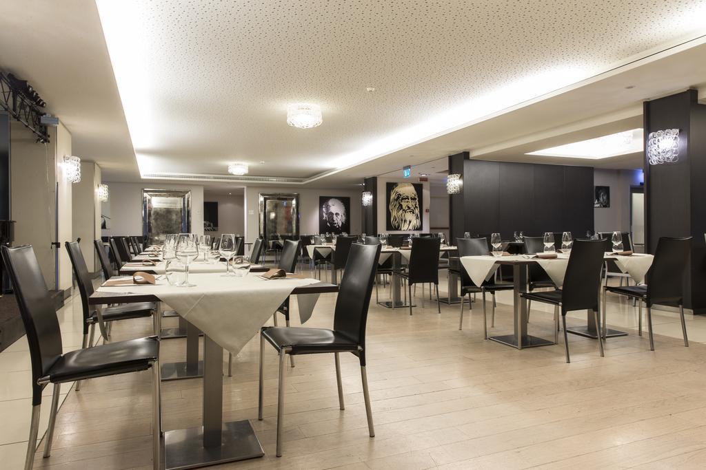Just Hotel Lomazzo Fiera Esterno foto